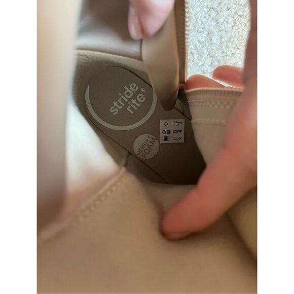 Stride Rite Willow Big Girl Lightweight Riding Boot Gold size 4W - Picture 10 of 10